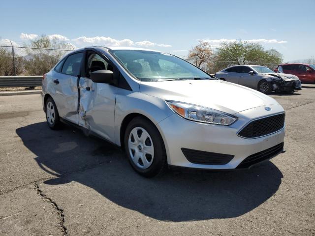 Photo 4 from auction – 2015 FORD FOCUS S with VIN 1FADP3E26FL357558