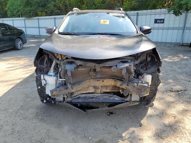 Photo 5 from auction – 2017 TOYOTA RAV4 XLE with VIN JTMWFREV9HJ102923