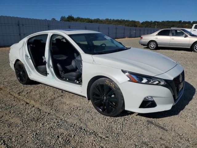 Photo 4 from auction – 2022 NISSAN ALTIMA SR with VIN 1N4BL4CV2NN420731