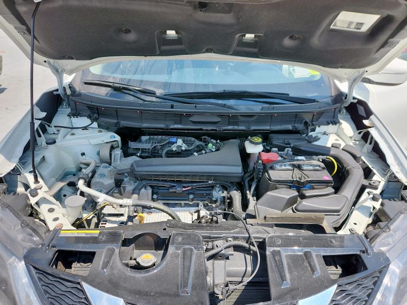 Photo 11 from auction – 2015 NISSAN ROGUE S with VIN KNMAT2MVXFP590608