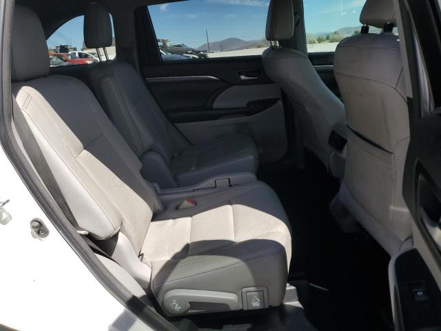 Photo 10 from auction – 2017 TOYOTA HIGHLANDER LIMITED with VIN 5TDDZRFH2HS425169