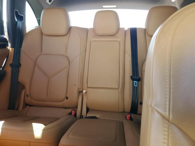 Photo 10 from auction – 2014 PORSCHE CAYENNE S with VIN WP1AB2A25ELA58958