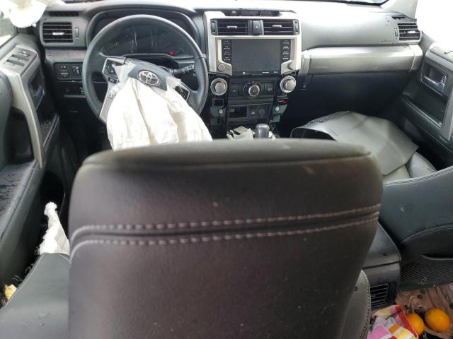 Photo 8 from auction – 2020 TOYOTA 4RUNNER SR with VIN JTEBU5JR1L5832280