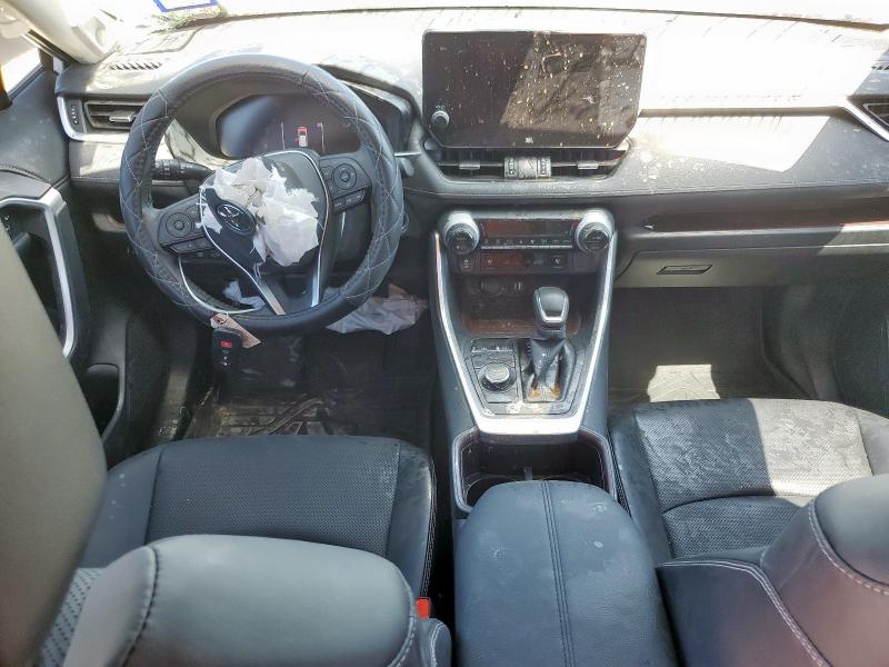 Photo 8 from auction – 2024 TOYOTA RAV4 LIMIT with VIN JTMD6RFV0RJ061007