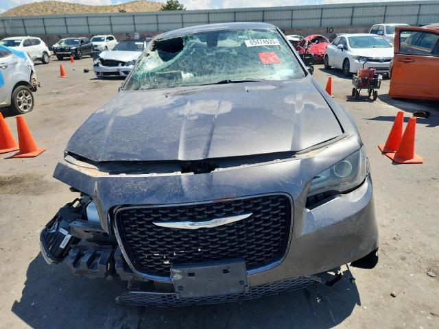 Photo 5 from auction – 2019 CHRYSLER 300 S with VIN 2C3CCABG2KH516528