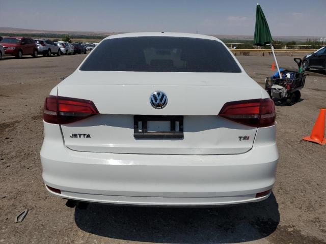 Photo 6 from auction – 2017 VOLKSWAGEN JETTA S with VIN 3VW2B7AJ3HM260983
