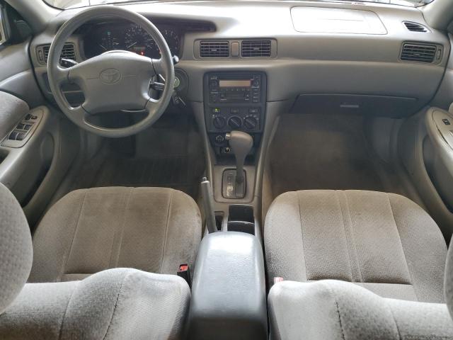 Photo 8 from auction – 2000 TOYOTA CAMRY CE with VIN 4T1BG22K2YU635722