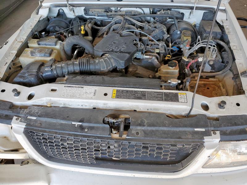 Photo 11 from auction – 2001 FORD RANGER SUPER CAB with VIN 1FTYR14E01PB05490