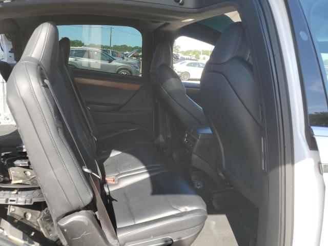 Photo 11 from auction – 2020 TESLA MODEL X with VIN 5YJXCAE20LF231556