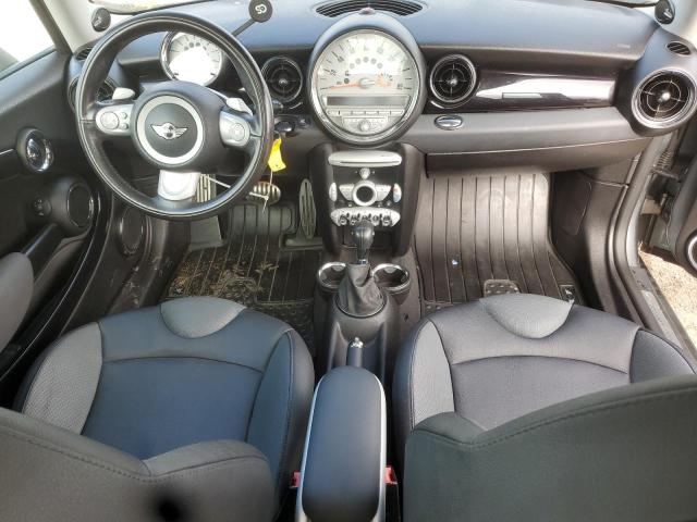 Photo 8 from auction – 2010 MINI COOPER S C with VIN WMWMM3C55ATZ32724