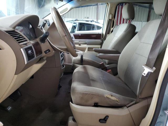 Photo 7 from auction – 2010 CHRYSLER TOWN & COU with VIN 2A4RR5D14AR170103