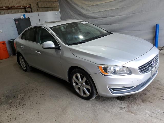 Photo 4 from auction – 2016 VOLVO S60 PREMIE with VIN YV1612TK3G2390410