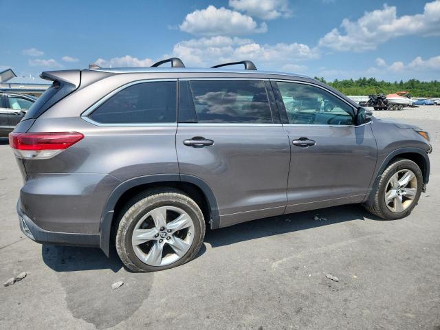Photo 3 from auction – 2018 TOYOTA HIGHLANDER with VIN 5TDDZRFH9JS867386