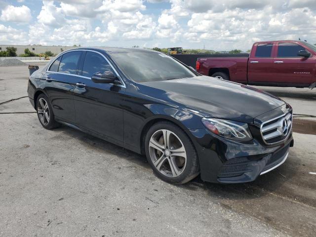 Photo 4 from auction – 2017 MERCEDES-BENZ E 300 with VIN WDDZF4JB6HA146346