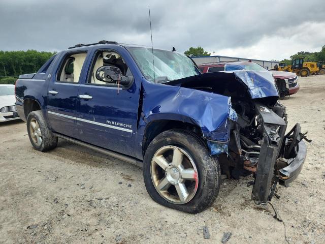 Photo 4 from auction – 2013 CHEVROLET AVALANCHE with VIN 3GNTKGE70DG215313