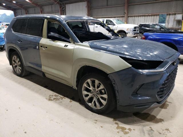 Photo 4 from auction – 2024 TOYOTA GRAND HIGH with VIN 5TDAAAA51RS003937