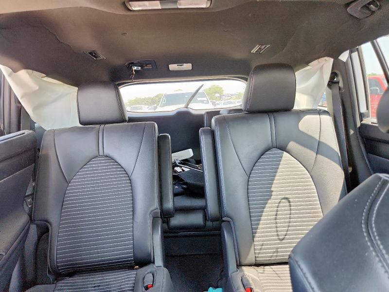 Photo 10 from auction – 2023 TOYOTA HIGHLANDER with VIN 5TDKDRAH5PS015431