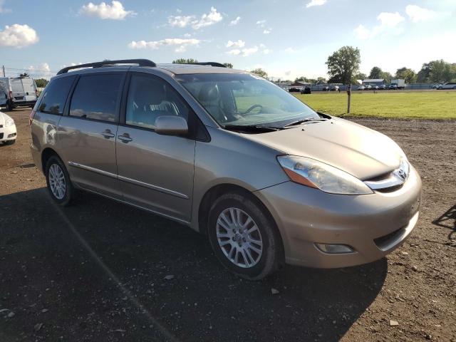 Photo 4 from auction – 2010 TOYOTA SIENNA XLE with VIN 5TDDK4CC0AS032776