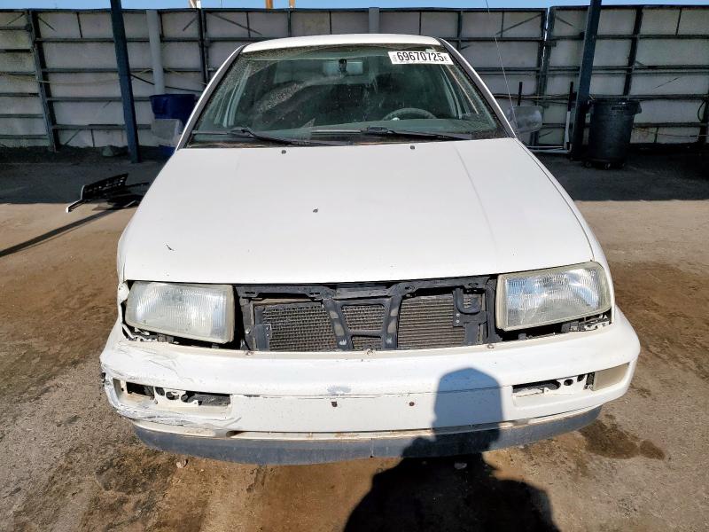Photo 5 from auction – 1997 VOLKSWAGEN JETTA GL with VIN 3VWRA81H3VM044101