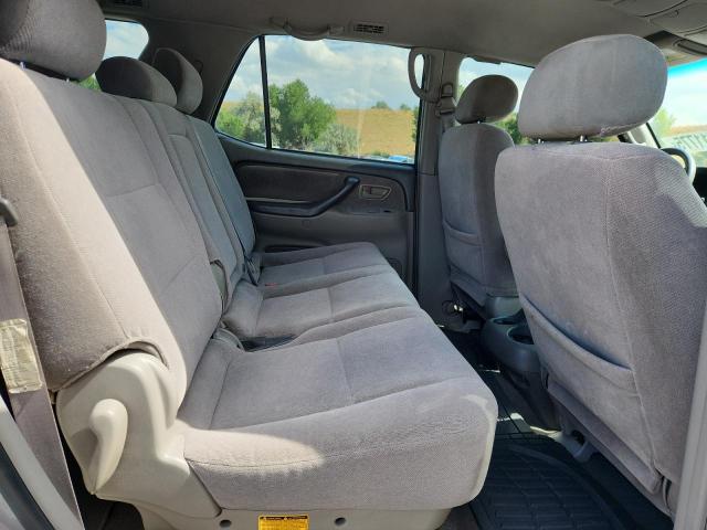 Photo 11 from auction – 2002 TOYOTA SEQUOIA SR with VIN 5TDBT44A82S065558