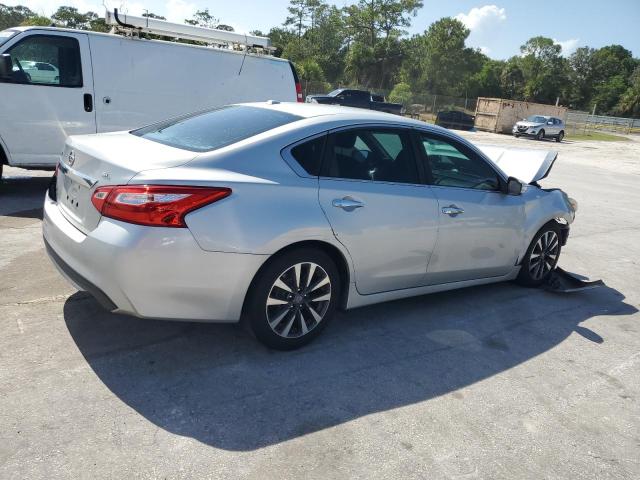 Photo 3 from auction – 2017 NISSAN ALTIMA 2.5 with VIN 1N4AL3APXHC187353