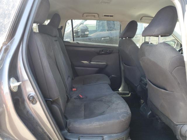 Photo 10 from auction – 2022 TOYOTA HIGHLANDER with VIN 5TDZZRAH3NS552585