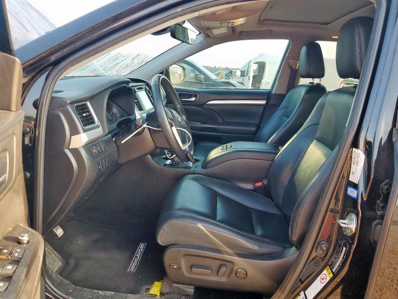 Photo 7 from auction – 2019 TOYOTA HIGHLANDER with VIN 5TDKZRFH6KS564929