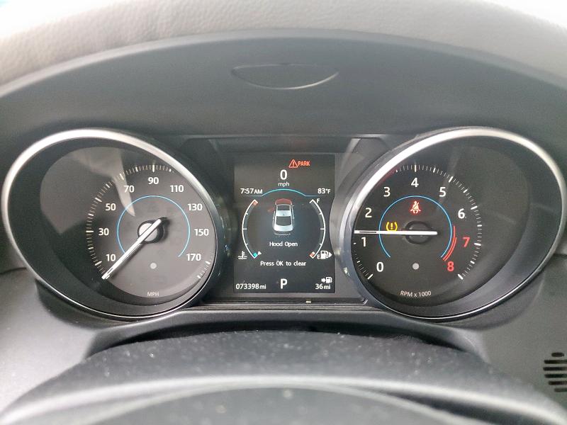 Photo 9 from auction – 2016 JAGUAR XF with VIN SAJBE4BV9GCY02597