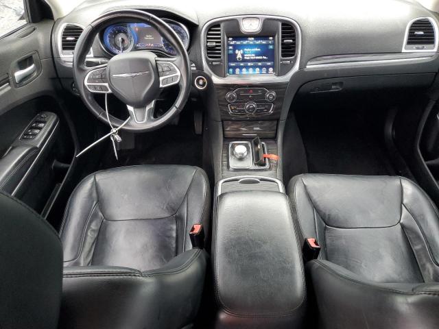 Photo 8 from auction – 2017 CHRYSLER 300 LIMITE with VIN 2C3CCARG1HH521976