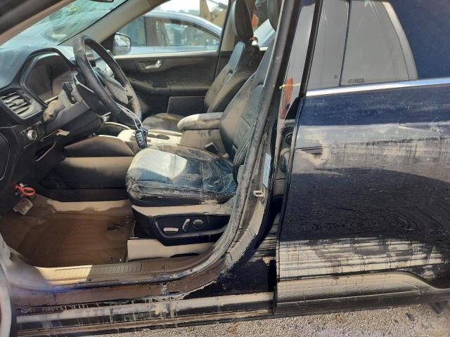 Photo 13 from auction – 2020 FORD ESCAPE TIT with VIN 1FMCU9J90LUA95476