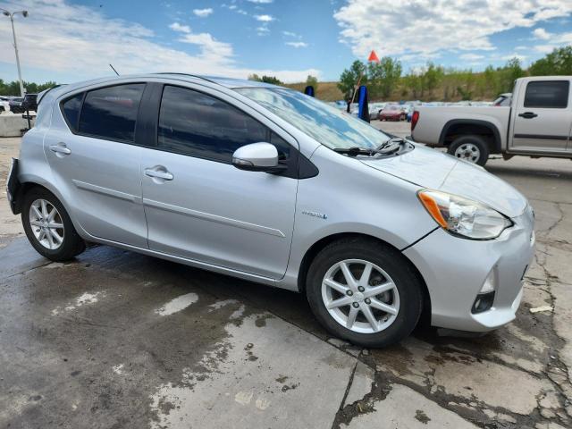 Photo 4 from auction – 2014 TOYOTA PRIUS C with VIN JTDKDTB31E1079184