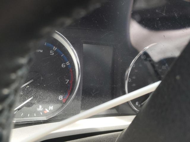Photo 9 from auction – 2016 TOYOTA RAV4 XLE with VIN 2T3RFREV8GW413241