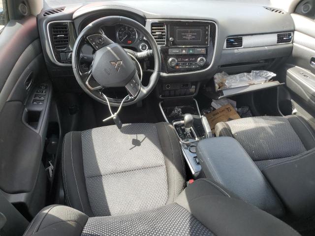 Photo 8 from auction – 2017 MITSUBISHI OUTLANDER with VIN JA4AD3A37HZ035705