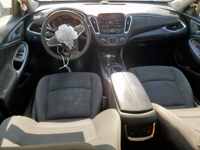 Photo 8 from auction – 2020 CHEVROLET MALIBU LT with VIN 1G1ZD5ST7LF070525