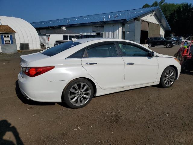 Photo 3 from auction – 2013 HYUNDAI SONATA SE with VIN 5NPEC4AC5DH532169