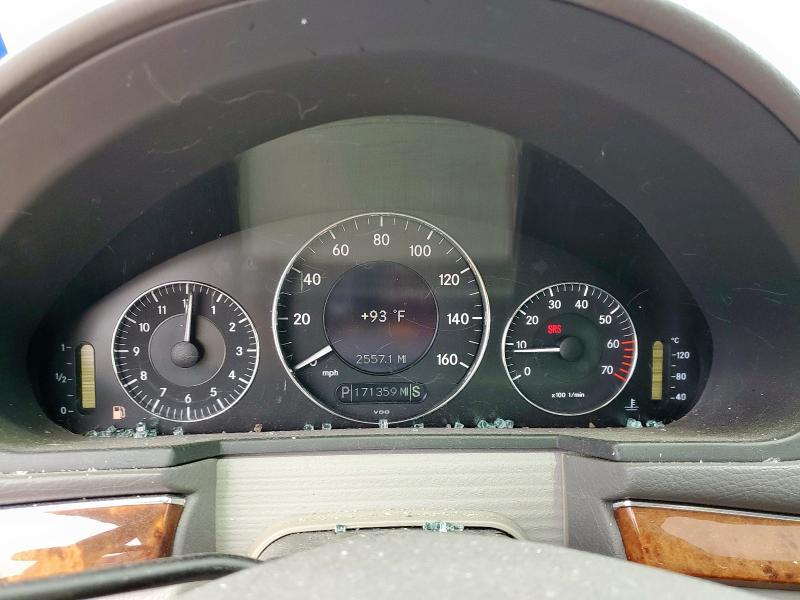Photo 9 from auction – 2004 MERCEDES-BENZ E 320 with VIN WDBUH65J64A539719