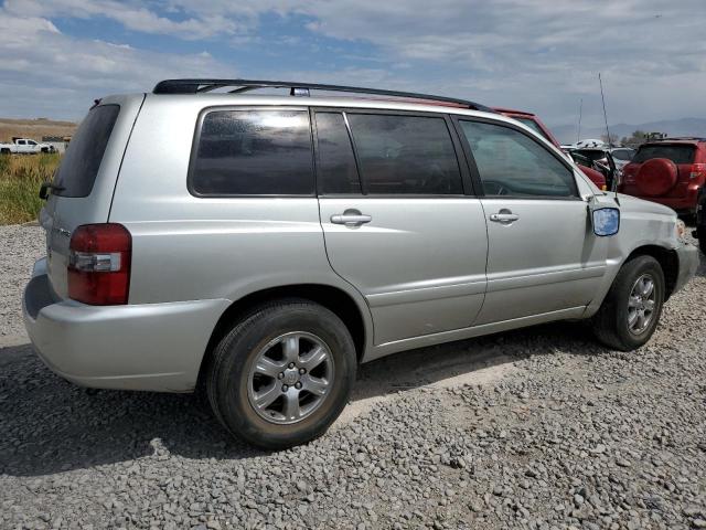 Photo 3 from auction – 2005 TOYOTA HIGHLANDER with VIN JTEGD21A050108434