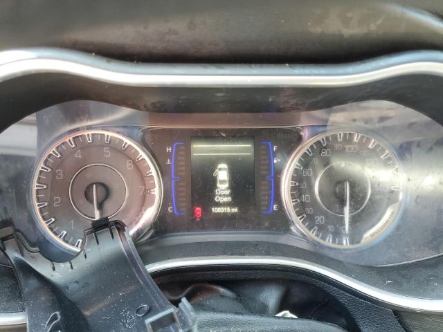 Photo 9 from auction – 2016 CHRYSLER 200 LIMITE with VIN 1C3CCCAB3GN112539