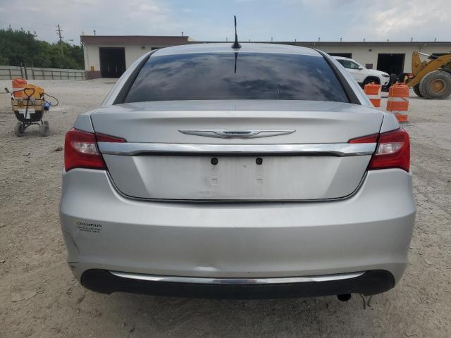 Photo 6 from auction – 2012 CHRYSLER 200 TOURIN with VIN 1C3CCBBB6CN173693