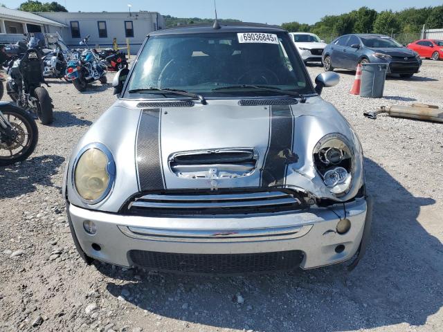 Photo 5 from auction – 2006 MINI COOPER S with VIN WMWRH335X6TF88165
