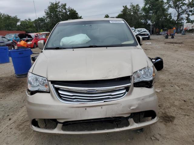 Photo 5 from auction – 2016 CHRYSLER TOWN & COU with VIN 2C4RC1BG2GR268692