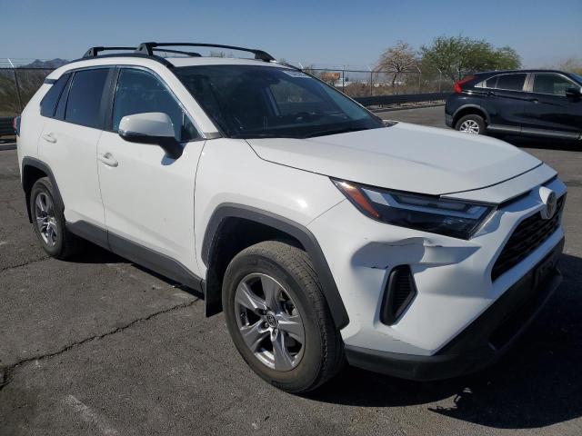 Photo 4 from auction – 2022 TOYOTA RAV4 XLE with VIN 2T3P1RFV3NC271335