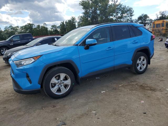 TOYOTA RAV4 XLE 2019 with VIN JTMP1RFV0KD004502 - Photo from auction
