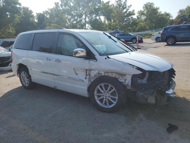 Photo 4 from auction – 2015 CHRYSLER TOWN & COU with VIN 2C4RC1CG4FR509942