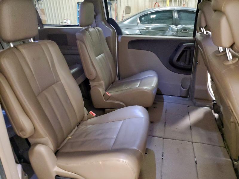 Photo 11 from auction – 2014 CHRYSLER TOWN & COU with VIN 2C4RC1BG0ER111157