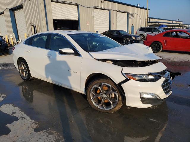 Photo 4 from auction – 2021 CHEVROLET MALIBU LT with VIN 1G1ZD5ST0MF024679