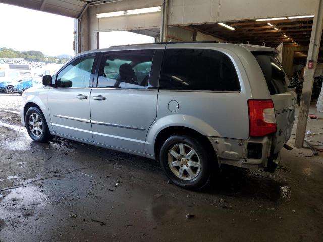 Photo 2 from auction – 2011 CHRYSLER TOWN & COU with VIN 2A4RR8DG5BR694738