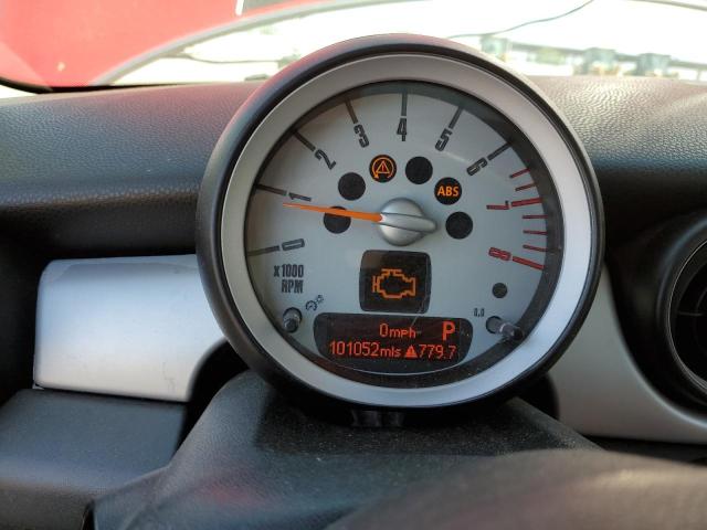 Photo 9 from auction – 2010 MINI COOPER with VIN WMWMF3C55ATZ66060