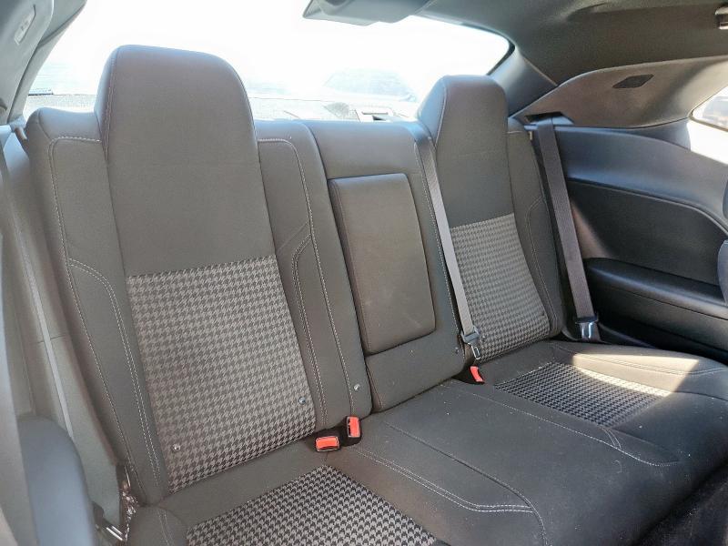Photo 10 from auction – 2018 DODGE CHALLENGER with VIN 2C3CDZAG0JH287018