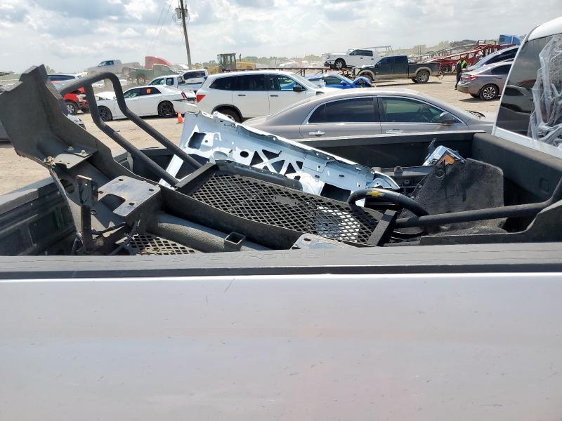 Photo 12 from auction – 2015 CHEVROLET SILVERADO with VIN 1GC1KWE8XFF661220